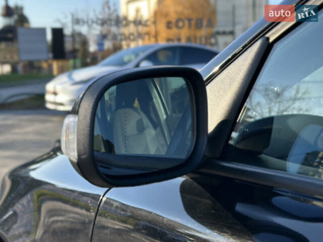 Черный Вольво В50, объемом двигателя 2 л и пробегом 290 тыс. км за 6800 $, фото 16 на Automoto.ua