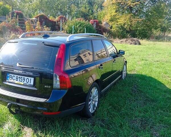 Чорний Вольво V50, об'ємом двигуна 2 л та пробігом 235 тис. км за 7099 $, фото 9 на Automoto.ua