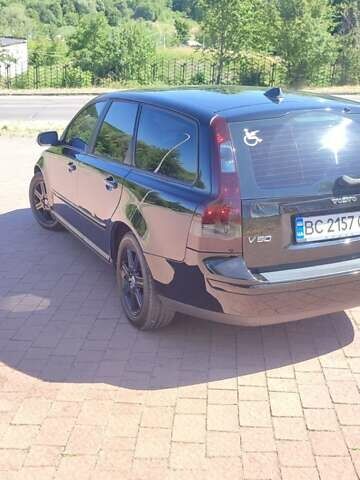 Чорний Вольво V50, об'ємом двигуна 1.56 л та пробігом 291 тис. км за 6100 $, фото 5 на Automoto.ua