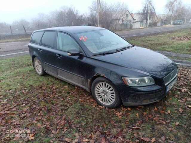 Чорний Вольво V50, об'ємом двигуна 0 л та пробігом 250 тис. км за 1600 $, фото 1 на Automoto.ua