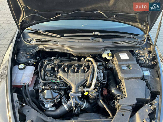 Чорний Вольво V50, об'ємом двигуна 2 л та пробігом 290 тис. км за 7000 $, фото 15 на Automoto.ua