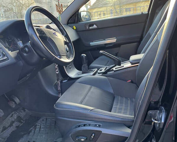 Чорний Вольво V50, об'ємом двигуна 2 л та пробігом 290 тис. км за 7000 $, фото 4 на Automoto.ua