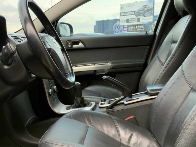 Черный Вольво В50, объемом двигателя 1.6 л и пробегом 302 тыс. км за 6290 $, фото 20 на Automoto.ua