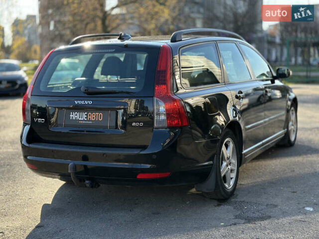 Черный Вольво В50, объемом двигателя 2 л и пробегом 290 тыс. км за 6800 $, фото 14 на Automoto.ua