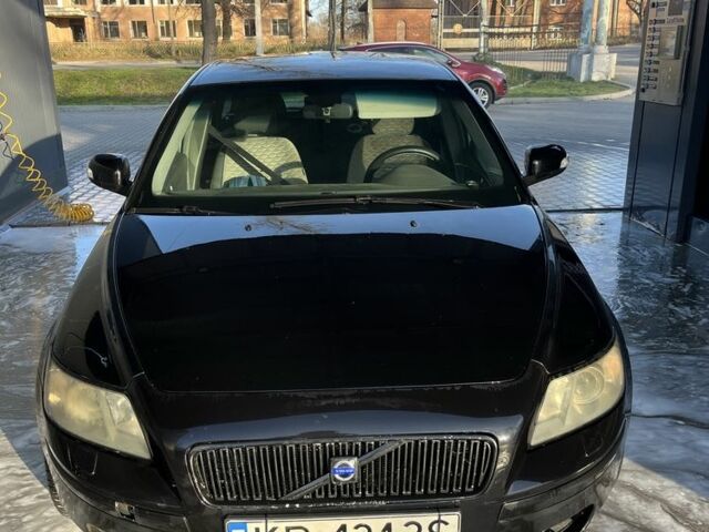 Чорний Вольво V50, об'ємом двигуна 1.6 л та пробігом 240 тис. км за 2100 $, фото 1 на Automoto.ua