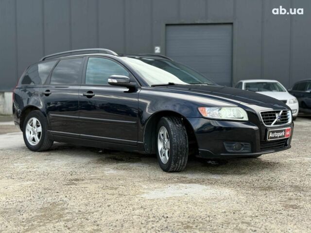Черный Вольво В50, объемом двигателя 1.6 л и пробегом 302 тыс. км за 6290 $, фото 13 на Automoto.ua