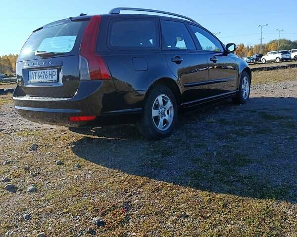 Чорний Вольво V50, об'ємом двигуна 1.56 л та пробігом 272 тис. км за 5950 $, фото 9 на Automoto.ua