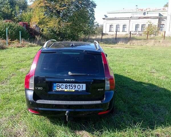 Чорний Вольво V50, об'ємом двигуна 2 л та пробігом 235 тис. км за 7099 $, фото 7 на Automoto.ua