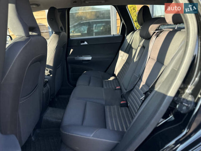 Черный Вольво В50, объемом двигателя 2 л и пробегом 290 тыс. км за 6800 $, фото 42 на Automoto.ua