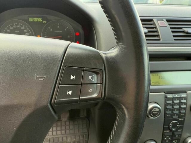 Черный Вольво В50, объемом двигателя 1.6 л и пробегом 302 тыс. км за 6290 $, фото 23 на Automoto.ua