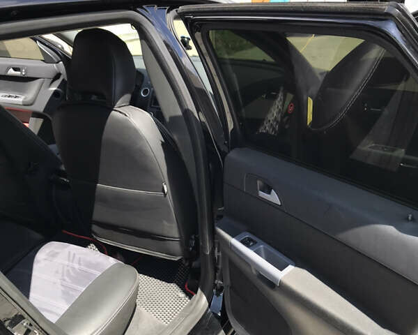 Черный Вольво В50, объемом двигателя 1.56 л и пробегом 297 тыс. км за 7100 $, фото 24 на Automoto.ua