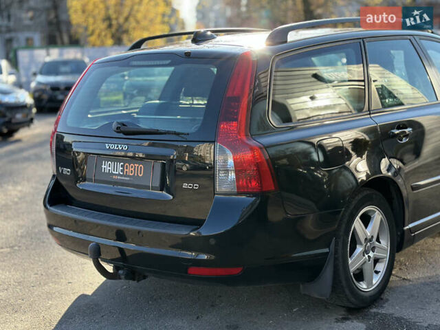 Черный Вольво В50, объемом двигателя 2 л и пробегом 290 тыс. км за 6800 $, фото 15 на Automoto.ua