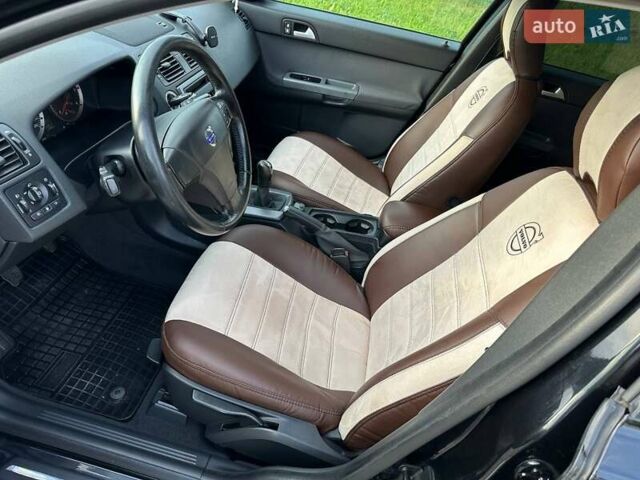 Черный Вольво В50, объемом двигателя 1.56 л и пробегом 316 тыс. км за 6000 $, фото 18 на Automoto.ua