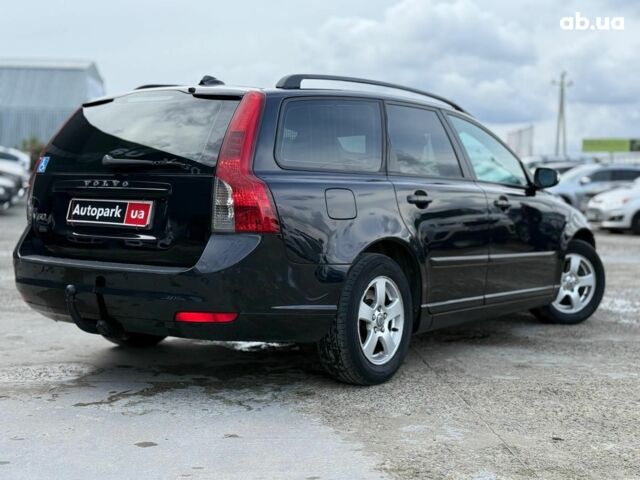 Черный Вольво В50, объемом двигателя 1.6 л и пробегом 302 тыс. км за 6290 $, фото 9 на Automoto.ua