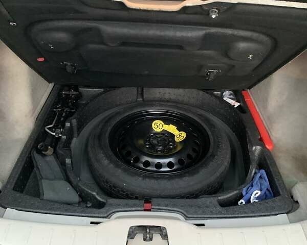 Чорний Вольво V50, об'ємом двигуна 1.6 л та пробігом 280 тис. км за 6500 $, фото 22 на Automoto.ua