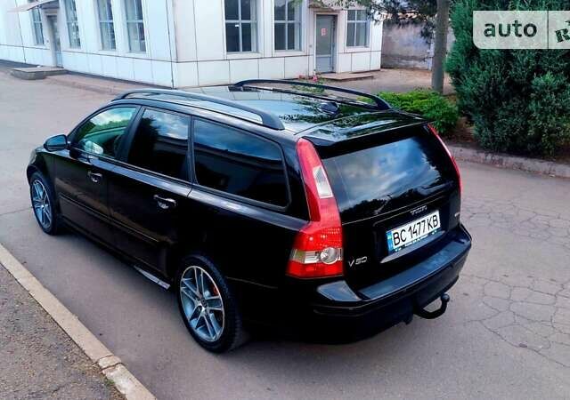 Чорний Вольво V50, об'ємом двигуна 2 л та пробігом 271 тис. км за 6900 $, фото 6 на Automoto.ua