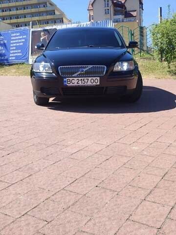 Чорний Вольво V50, об'ємом двигуна 1.56 л та пробігом 291 тис. км за 6100 $, фото 7 на Automoto.ua
