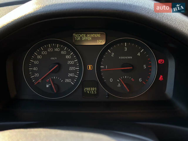 Черный Вольво В50, объемом двигателя 2 л и пробегом 290 тыс. км за 6800 $, фото 35 на Automoto.ua