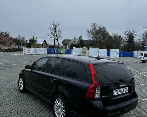 Черный Вольво В50, объемом двигателя 1.56 л и пробегом 282 тыс. км за 5299 $, фото 4 на Automoto.ua