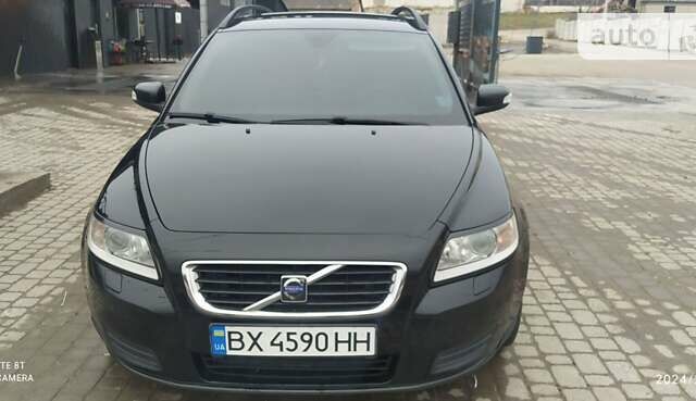 Чорний Вольво V50, об'ємом двигуна 2 л та пробігом 362 тис. км за 6800 $, фото 7 на Automoto.ua