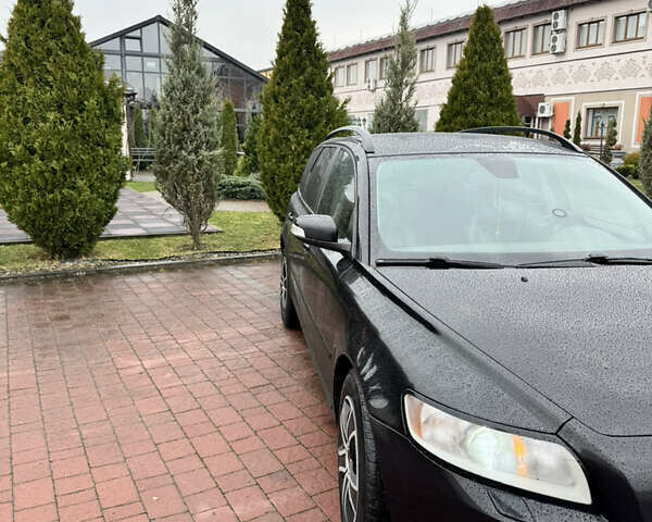 Черный Вольво В50, объемом двигателя 1.6 л и пробегом 324 тыс. км за 5799 $, фото 8 на Automoto.ua