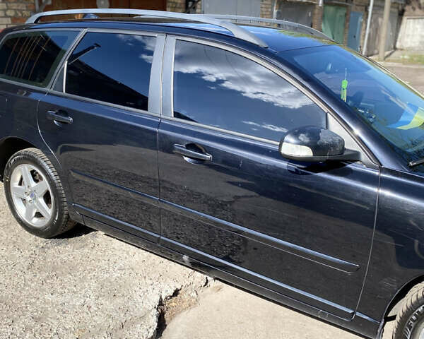 Чорний Вольво V50, об'ємом двигуна 1.56 л та пробігом 273 тис. км за 6500 $, фото 8 на Automoto.ua