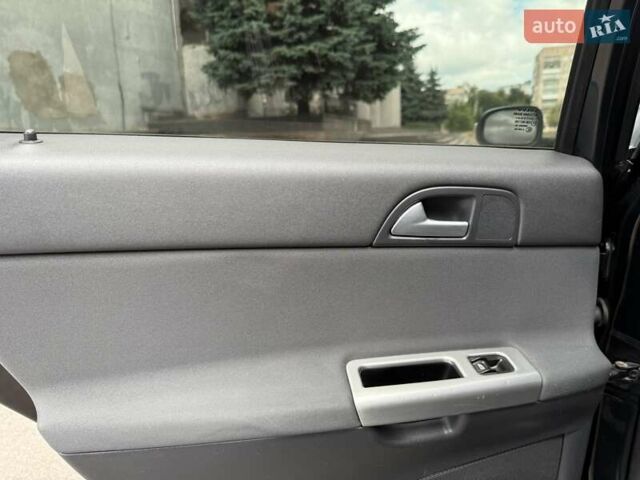 Черный Вольво В50, объемом двигателя 2 л и пробегом 244 тыс. км за 6200 $, фото 42 на Automoto.ua