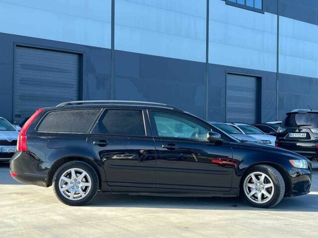Чорний Вольво V50, об'ємом двигуна 2 л та пробігом 333 тис. км за 6890 $, фото 10 на Automoto.ua