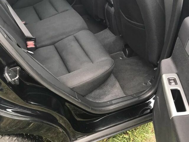 Чорний Вольво V50, об'ємом двигуна 1.6 л та пробігом 269 тис. км за 5800 $, фото 9 на Automoto.ua