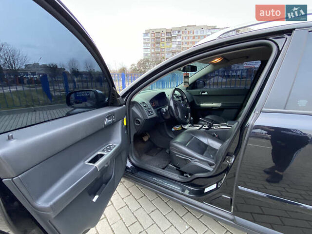 Черный Вольво В50, объемом двигателя 2 л и пробегом 170 тыс. км за 7600 $, фото 12 на Automoto.ua