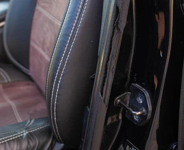 Черный Вольво В50, объемом двигателя 2 л и пробегом 282 тыс. км за 7932 $, фото 50 на Automoto.ua