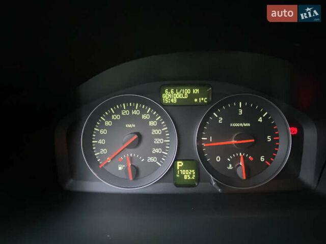 Черный Вольво В50, объемом двигателя 2 л и пробегом 170 тыс. км за 7600 $, фото 15 на Automoto.ua