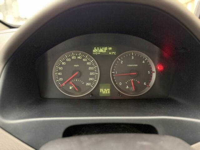 Черный Вольво В50, объемом двигателя 0 л и пробегом 250 тыс. км за 3000 $, фото 10 на Automoto.ua