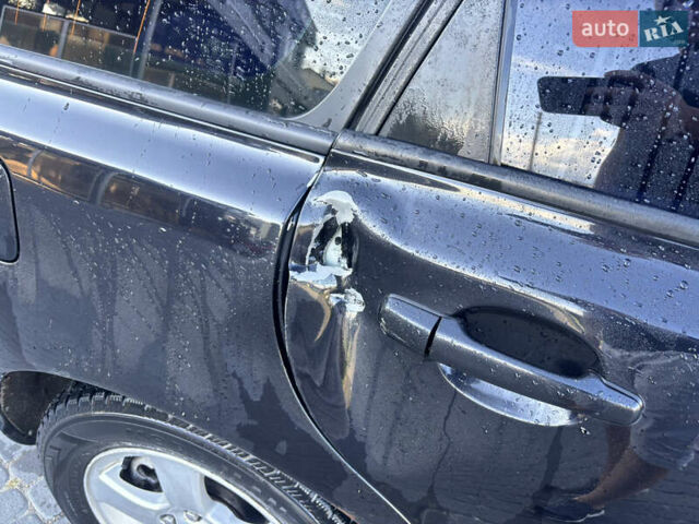 Вольво В50 2008 в Трускавце на Automoto.ua Черный Вольво В50, объемом двигателя 1.6 л и пробегом 257 тыс. км за 5500 $, фото 5 на Automoto.ua