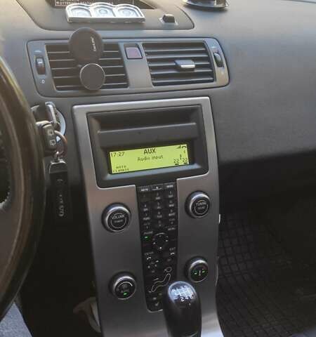 Чорний Вольво V50, об'ємом двигуна 2 л та пробігом 240 тис. км за 8300 $, фото 12 на Automoto.ua