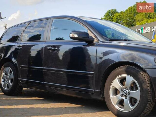 Черный Вольво В50, объемом двигателя 2 л и пробегом 282 тыс. км за 7932 $, фото 47 на Automoto.ua