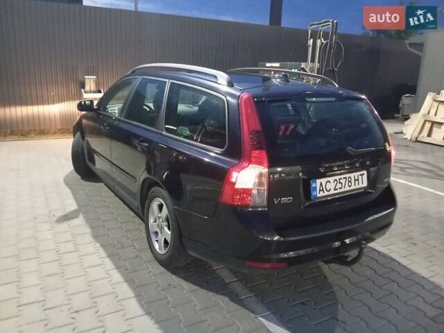 Черный Вольво В50, объемом двигателя 1.56 л и пробегом 261 тыс. км за 7200 $, фото 8 на Automoto.ua