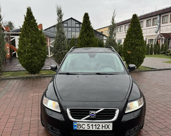 Черный Вольво В50, объемом двигателя 1.6 л и пробегом 324 тыс. км за 5799 $, фото 9 на Automoto.ua