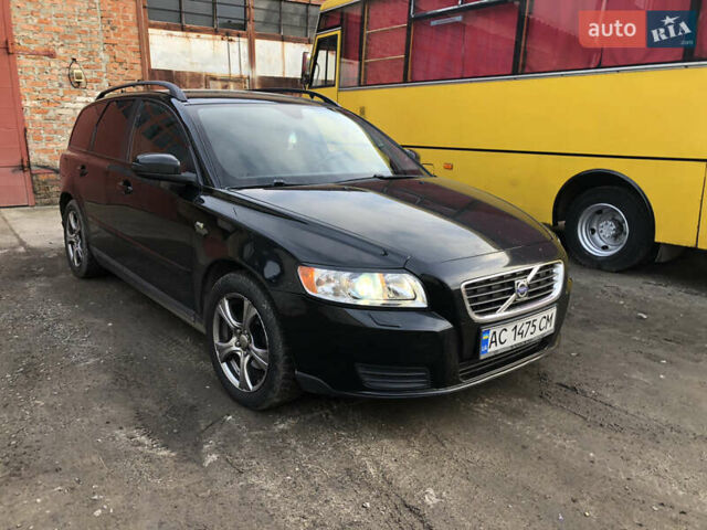 Черный Вольво В50, объемом двигателя 1.56 л и пробегом 310 тыс. км за 5150 $, фото 2 на Automoto.ua