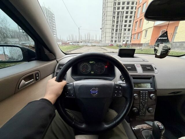 Черный Вольво В50, объемом двигателя 0 л и пробегом 250 тыс. км за 3000 $, фото 11 на Automoto.ua