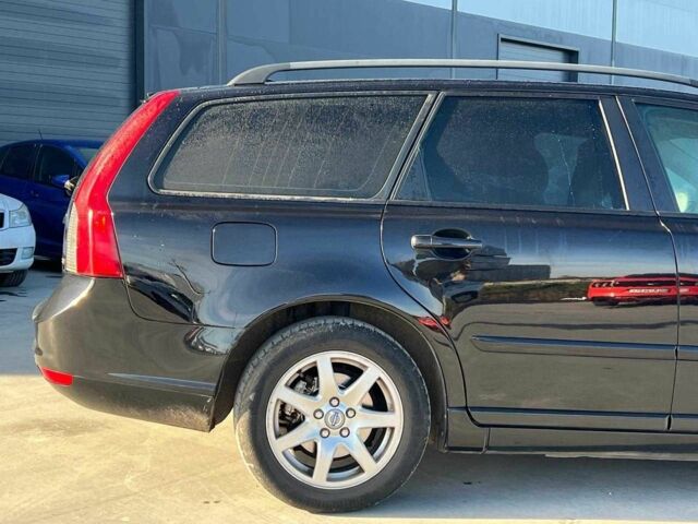 Чорний Вольво V50, об'ємом двигуна 2 л та пробігом 333 тис. км за 6890 $, фото 9 на Automoto.ua