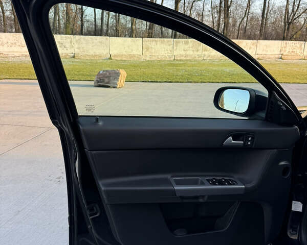 Черный Вольво В50, объемом двигателя 1.6 л и пробегом 223 тыс. км за 6999 $, фото 37 на Automoto.ua