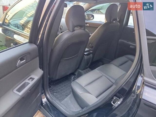 Черный Вольво В50, объемом двигателя 1.56 л и пробегом 261 тыс. км за 7200 $, фото 15 на Automoto.ua