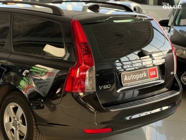 Черный Вольво В50, объемом двигателя 1.6 л и пробегом 265 тыс. км за 6890 $, фото 7 на Automoto.ua