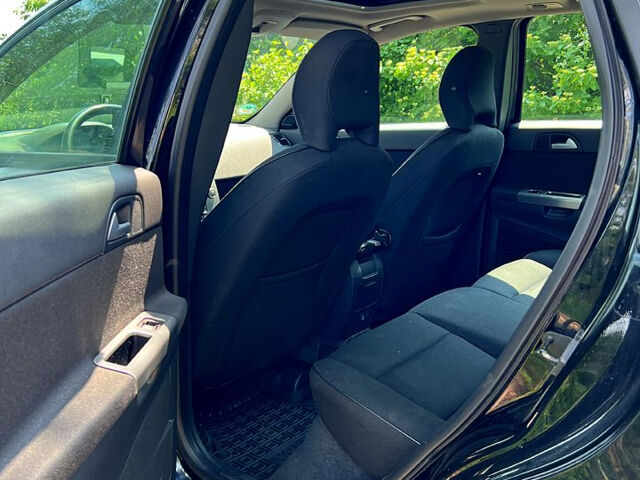 Чорний Вольво V50, об'ємом двигуна 1.6 л та пробігом 274 тис. км за 5900 $, фото 7 на Automoto.ua