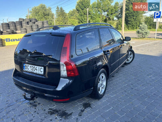 Чорний Вольво V50, об'ємом двигуна 1.6 л та пробігом 257 тис. км за 6500 $, фото 3 на Automoto.ua