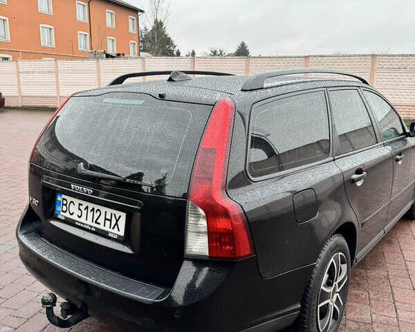 Черный Вольво В50, объемом двигателя 1.6 л и пробегом 324 тыс. км за 5799 $, фото 7 на Automoto.ua