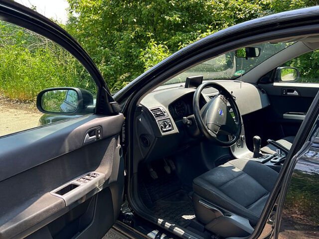 Чорний Вольво V50, об'ємом двигуна 1.6 л та пробігом 274 тис. км за 5900 $, фото 10 на Automoto.ua