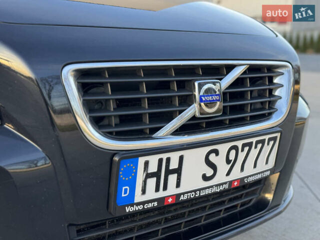 Черный Вольво В50, объемом двигателя 1.6 л и пробегом 223 тыс. км за 6999 $, фото 61 на Automoto.ua