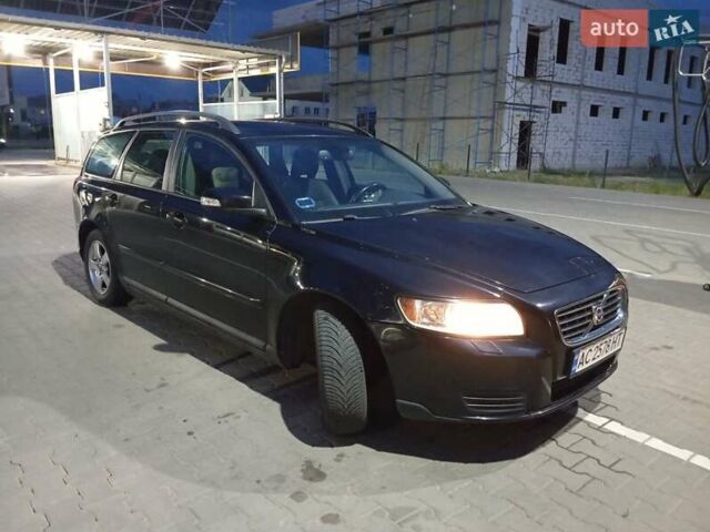 Черный Вольво В50, объемом двигателя 1.56 л и пробегом 261 тыс. км за 7200 $, фото 6 на Automoto.ua